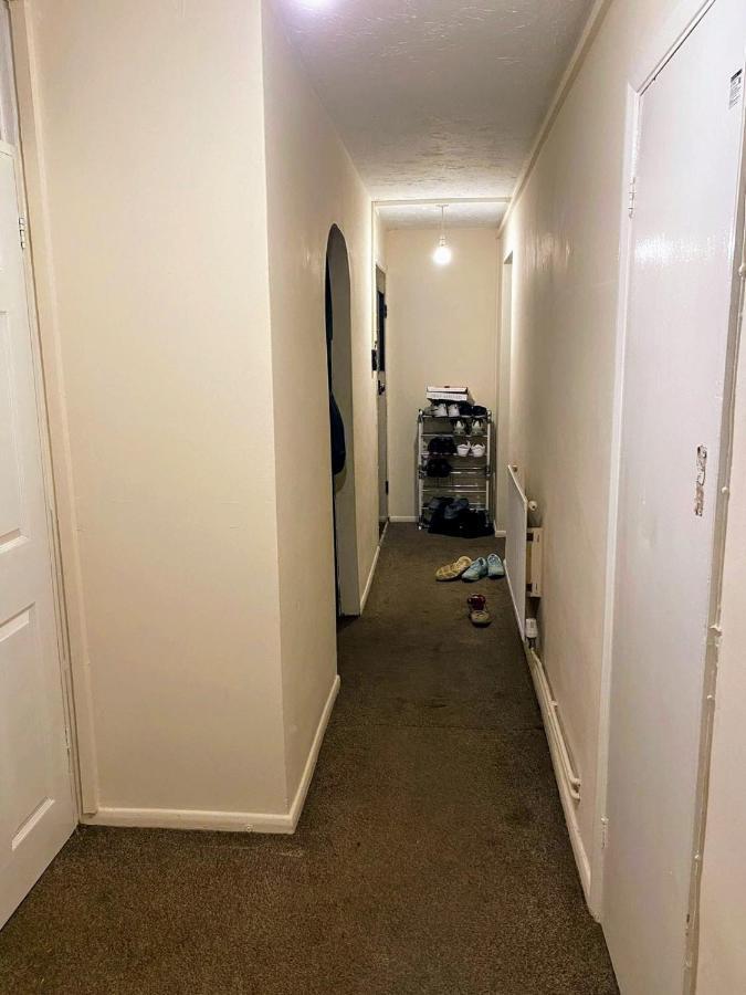 Comfortable Double Bedroom In London Hornchurch Exterior foto